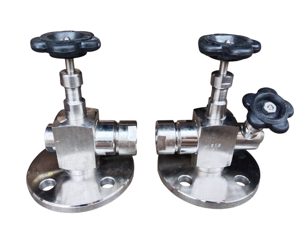 SS Gauge Glass Cock Screwed